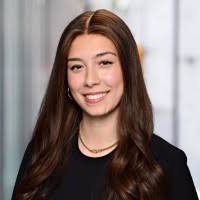 Chana Snow's Instagram, Twitter & Facebook