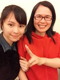 開水小姐- 隨著年紀增長， 發現父母的愛是細緻而深刻的。 他們用自己的方式愛你， 不求任何回報，只希望你可以過的好。  記得偶爾也讓父母知道你的愛呦，一定欣喜若狂的呢。 晚安<3