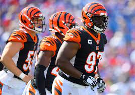 Dt Geno Atkins Has Free Agent Visit With Seattle Seahawks