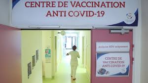 Liste des centres de vaccinations internationales. Ouverture De La Vaccination Aux Plus De 75 Ans Couacs Et Embouteillages Veran Promet Une Amelioration