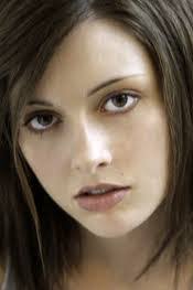 Delia Brown's Instagram, Twitter & Facebook