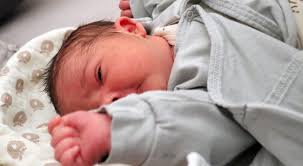 Hat ihr baby die 4. Das Unruhige Baby In Den Ersten Lebenswochen Von Guten Eltern