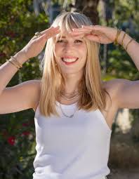 It's been too long don't think i've seen you smile at me for quite a while and we're too busy doing things we haven't noticed what's missing where Unwritten Singer Natasha Bedingfield Sells Home To Sydney Poitier Canyon News