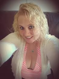 Tammy Weston's Instagram, Twitter & Facebook