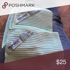 Features and benefits • norwex microfiber has the ability to remove up to 99% of bacteria from a surface with only water when following the proper care. Norwex Kitchen Towel And Cloth Set Sea Mist Norwex Microfiber Cloth Kitchen Towels