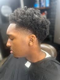 Charlotte Barber🪒h2o (@h2othebarber) · Charlotte · Instagram photos and  videos