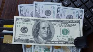 64 dolar ile 515,7120 türk lirası alınabilmektedir. ExperÈ›ii EstimeazÄƒ CÄƒ Dolarul Se Va PrÄƒbuÈ™i PanÄƒ La Finalul Anului Cu Cat Se Va Deprecia Moneda