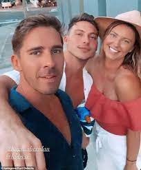 Hugh sheridan made headlines on monday when pictures surfaced of the actor, 35, passionately kissing a man in the water during a beach and daily mail australia can exclusively reveal that the identity the actor's mystery may is hunky tiktok star kurt ackermann, known online as kurt roberts. Freedomroo Hugh Sheridan Is Revealed To Be Dating Tiktok Star Kurt Roberts Australiannewsreview