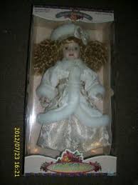 The brass key dolls are affordable and heartwarming dolls for girls ages 3 and up! Brass Key Disney Porcelain Doll Set Snow White Aurora Belle Cinderella On Popscreen