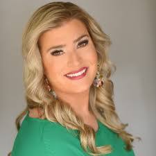 Kristen Fike's Instagram, Twitter & Facebook