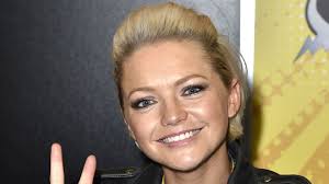 S Club 7: Hannah und Paul durch Vertrag zu Liebe gezwungen