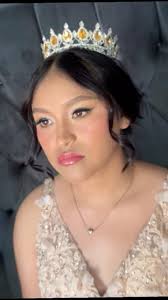 Maquillaje social : @freddylunaestudio peinado : @freddylunaestudio  #maquillajesocial #maquillaje #estilistasprofesionales #viral #tendecia  #altopeinado