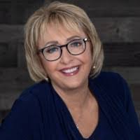 Nora Ingersoll's Instagram, Twitter & Facebook