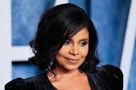 Audrey Malone's Instagram, Twitter & Facebook