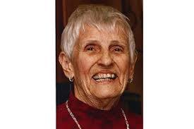 Elizabeth Libera's Instagram, Twitter & Facebook