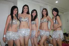 Sa contract signing ni benj manalo sa viva artists agency kamakailan, tinanong siya tungkol sa relasyon nila ng fiancée niya na si lovely abella. Facebook