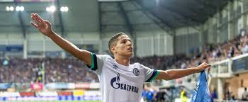 Harit made his debut for die königsblauen in 2017 and since. Fc Schalke 04 Hoffnungstrager Amine Harit Ist Wieder Im Training
