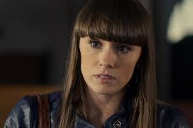 Danielle Benton's Instagram, Twitter & Facebook