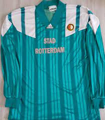 Inhalte teilweise nur für mitglieder des bvb clubs nutzbar. Exclusive Feyenoord 21 22 Away Kit Leaked