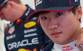 Pérez: K Lewisovi sa budem správať ako k hociktorému jazdcovi