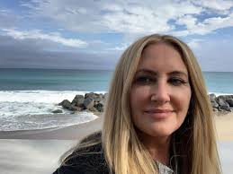 Solo traveling in Florida. What should I see? ❤️