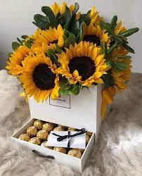 Flowers Rose Feelings Sunflower Https Weheartit Com Entry 325614482 Flower Bouquet Diy Flower Box Gift Flowers Bouquet Gift
