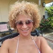 Small family owned restaurants and bars in Fort Lauderdale area?