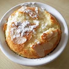 Souffle Aux Amandes Et Son Coeur Au Chocolat Recette Recettes Sucrees Cuisine Et Boissons