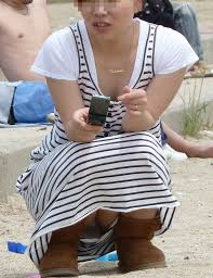 人妻 パンチラ画像！奥さんの最高な眺め | 熟女エロ画像村