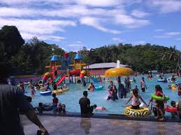 Kak itu apa 12.12 harga per tiketnya 12 ribu? Panora Pantai Topejawa Takalar Desa Topejawa Kec Manggarobombang Kab Takalar Prov Sulawesi Selatan Wisata Coi