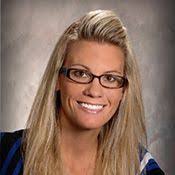 Carrie Meis's Instagram, Twitter & Facebook