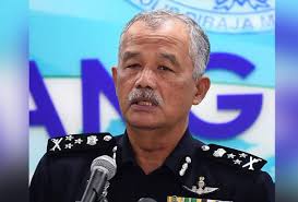 Hasil perkahwinannya dengan dato dr tawfiq ayman, zeti dikurniakan dua orang anak lelaki. 1mdb Polis Sahkan Ambil Keterangan Datuk Tawfiq Ayman Astro Awani