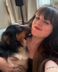 Fun fact: I've taken more photos in the HarperCollins lift as a freelancer  than I ever did in my four years as an employee 😌💅 It's been a busy few  months of