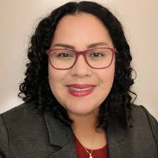 womanoftheweek #leadership #supplychain #logistics #womeninleadership  #mentorship #transportation #executiveleadership #workingmoms