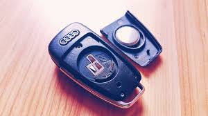 Audi A4 8e Modell B7 Schlussel Batterie Wechseln Youtube