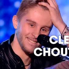 "The Voice 8" : Adrian Byron Burns, le bluesman de 67 ans a cru que  personne n'allait se retourner pour lui