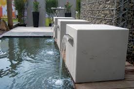 Beton Gartenbrunnen Betonoptik Modern Tend Design Brunnen Aus Beton Gartenbrunnen Wasserbecken Brunnen
