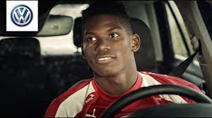 Learn all about the career and achievements of breel embolo at scores24.live! Volkswagen Tv Spot Oh Embolo Breel Embolo Unterwegs Im Vw T Roc Youtube