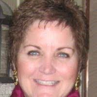 Kimberly Lewallen's Instagram, Twitter & Facebook