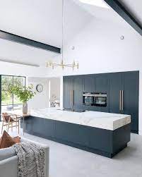 Susan Mcgowan Ashen Cloud On Instagram Kitchen Planning Today I M Shooting Igtv Open Plan Kitchen Living Room Bungalow Kitchen Luxury Kitchen Design