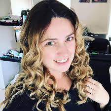 Hired Hunter : Shaw, Amelia: Amazon.ca: Books