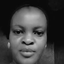 Eve Peters (@Evechindo)