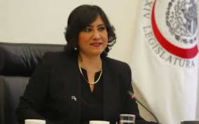Irma eréndira sandoval ballesteros, née le 30 avril 1972 à mexico, est une politologue et femme politique mexicaine. Erendira Sandoval De La Funcion Publica Niega Perseguidos Politicos