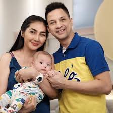 Screenshoot percakapan istri lucky perdana (instagram/@ifotainment). 10 Potret Veronica Istri Lucky Perdana Yang Memesona Bak Barbie