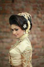 Romantic Hair Style For Sri Lankan Bridal Bridalhairstyle Hairstyleforweddingday Srilankanbridalhair Beach Wedding Hair Wedding Hairstyles Sri Lankan Bride