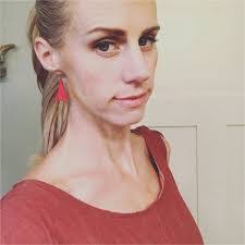 Kelli Winkler's Instagram, Twitter & Facebook