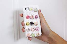 Hülle für apple iphone xs 12 11 se 8 7 pro max schutzhülle silikon case schwarz. Diy Handyhullen Mit Fimo Und Donuts Selber Basteln Gestalten