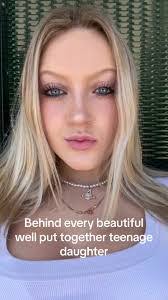 Carly Emerson's Instagram, Twitter & Facebook