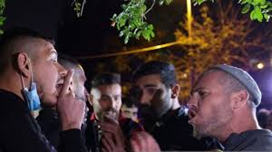 تشهد شوارع حي الشيخ جراح في مدينة القدس المحتلة اضطرابات بعد الإفطار لليوم العاشر على التوالي بين فلسطينيين ومستوطنين يهود على خلفية دعوى قانونية طويلة الأمد. Srldsnmo5q141m