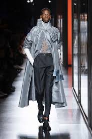 Dior Men Menswear Autumn 2020 Look 1 In 2020 Menswear Paris Fashion Week Mens Fall